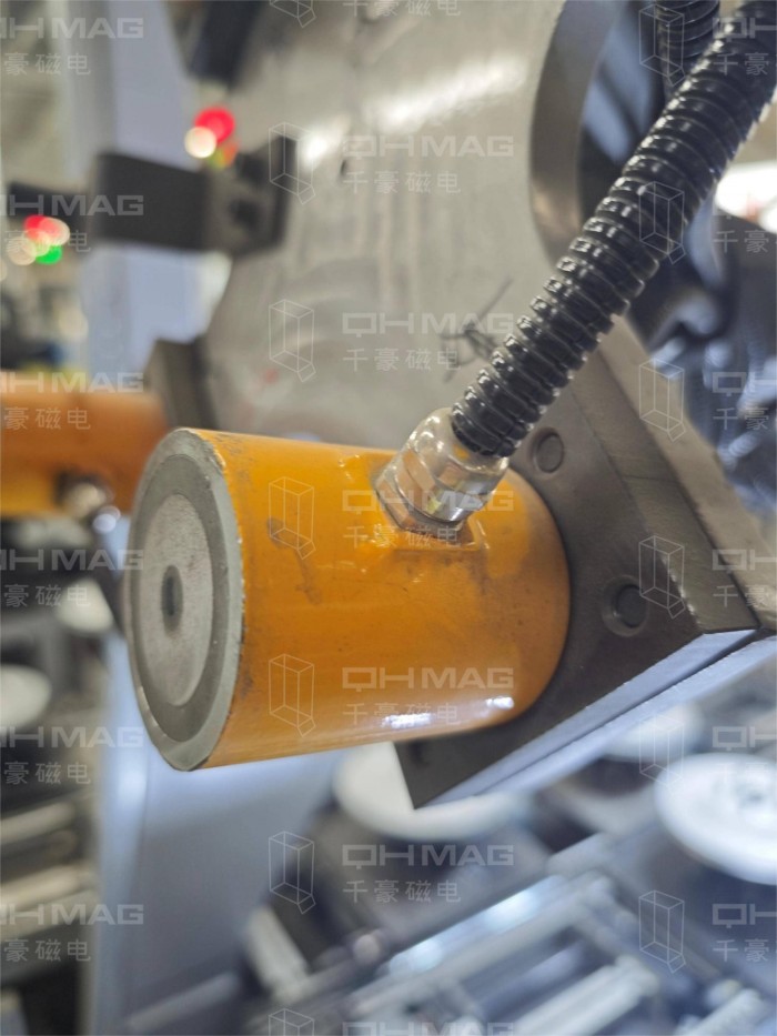 電永磁吸盤(pán),注塑機(jī)快速換模,電永磁起重器